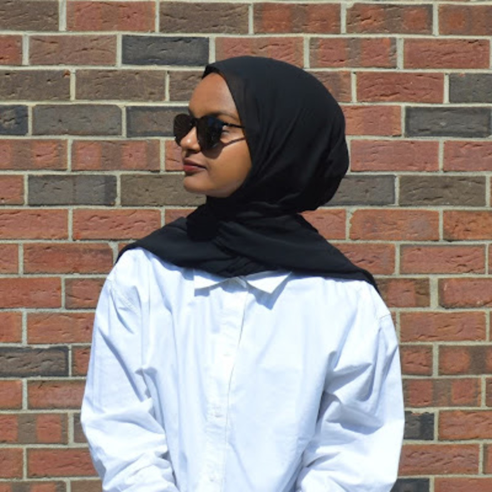 Meet your Posher, Ahlam